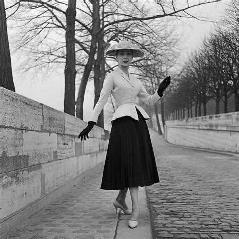 image christian dior|Dior the new look 1947.